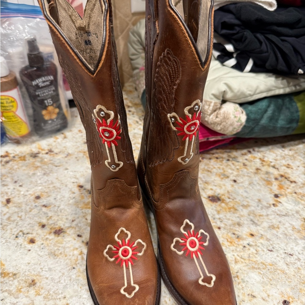 Red and Brown Heeled Boots with Decorative Crosses